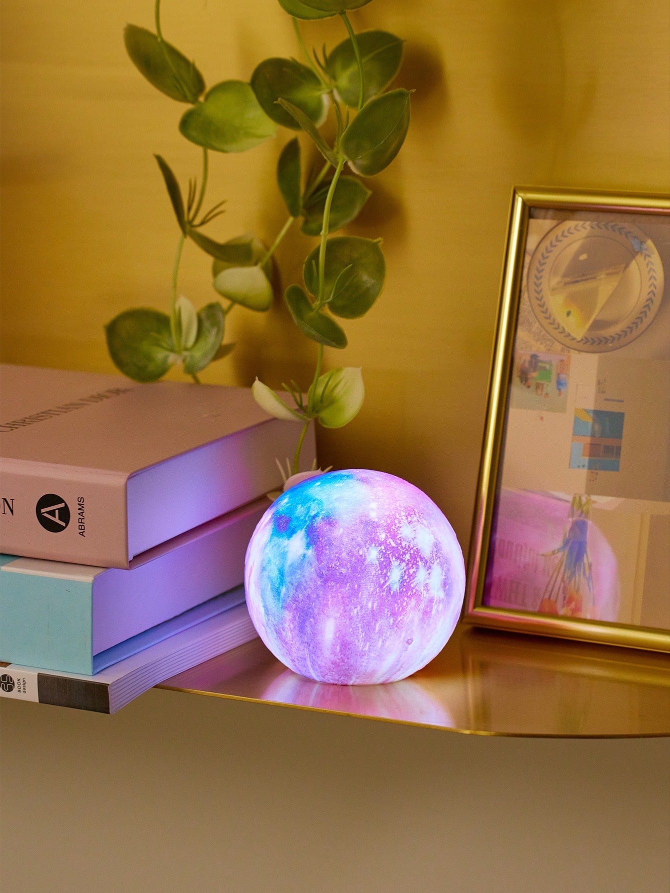 Moon Design Lamp